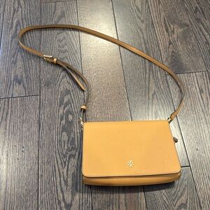 Tory burch tan purse